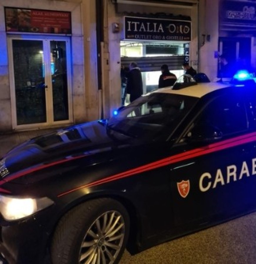 Furto sventato in una gioielleria di Ancona al Piano: arrestati i due ladri